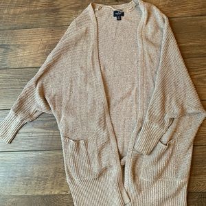 AE Cardigan